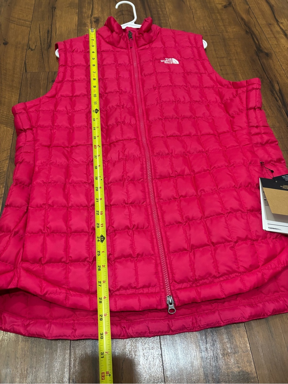 The North Face Women's Thermoball Insulated Vest Pink Quilted Outdoor Hiking NWT - Picture 9 of 10